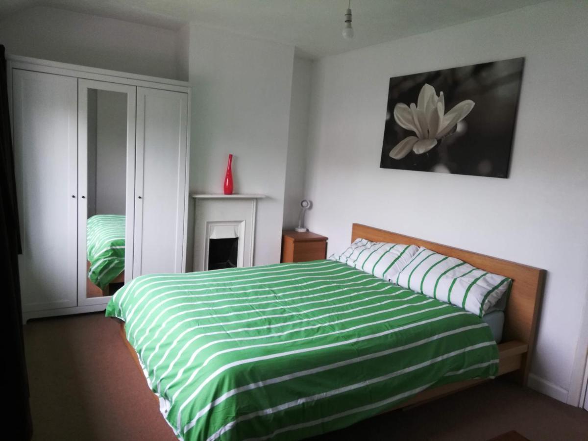 Comfy 3 Bed House Near Windsor Castle And Legoland Villa Kültér fotó